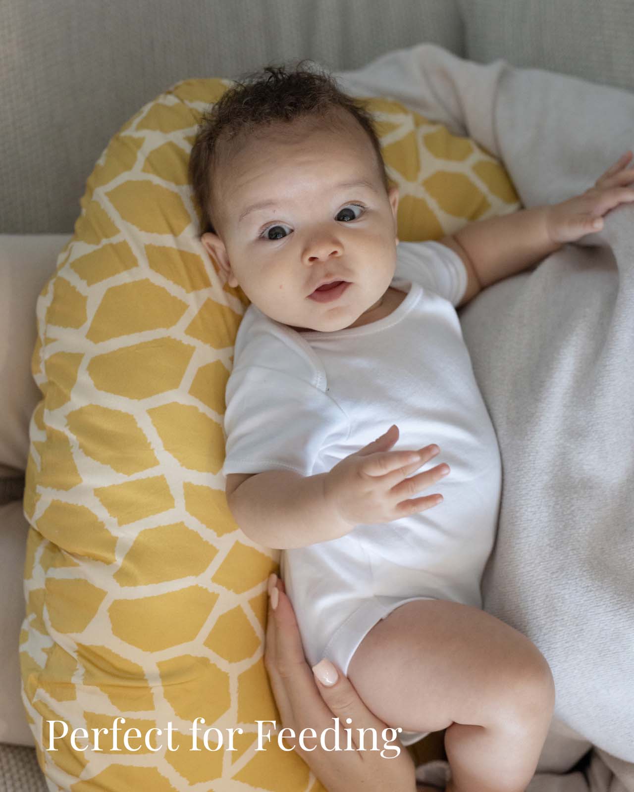 BABYGO® Giraffe Nursing Pillow No Box - Image 3