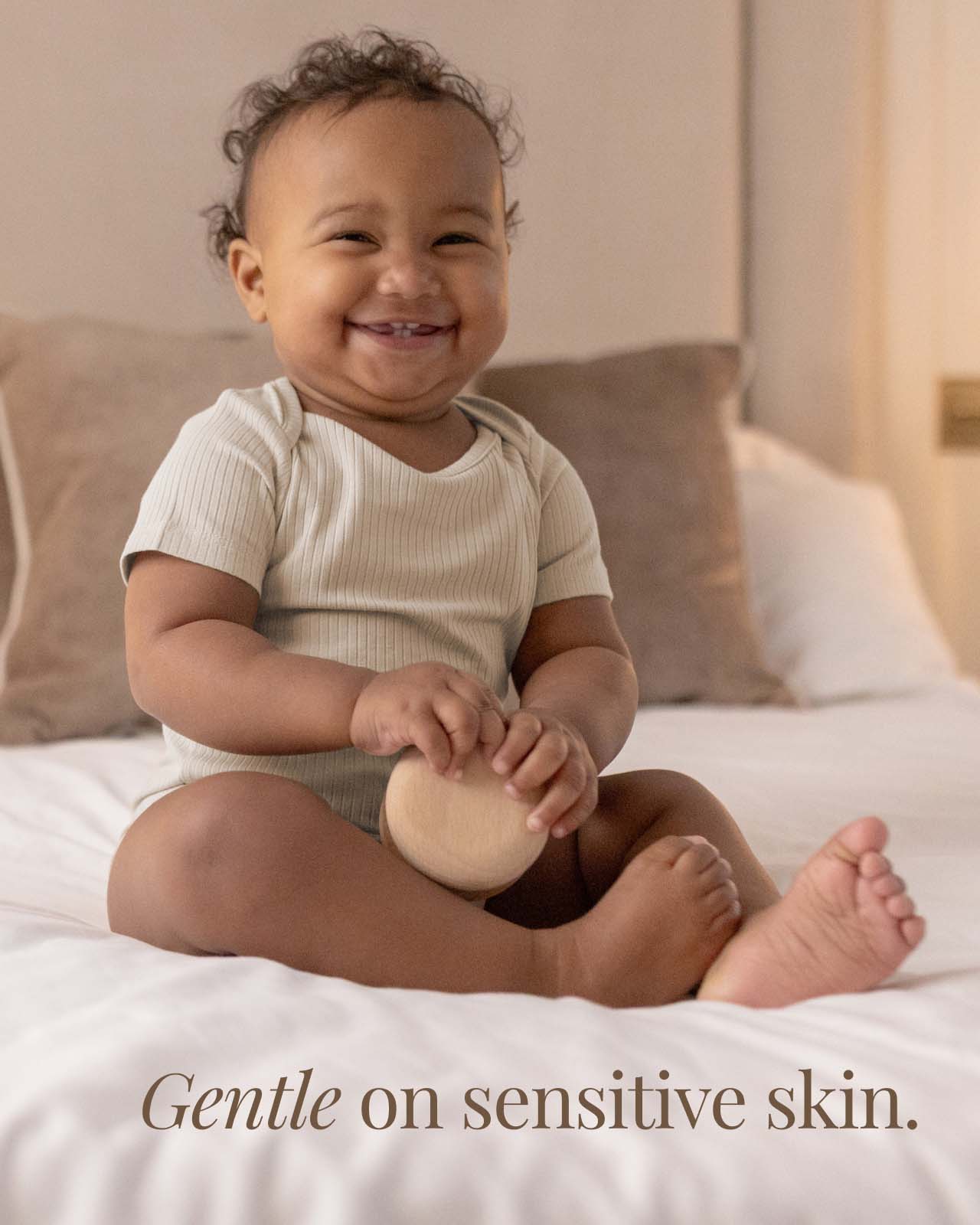 BABYGO® Short Sleeve Baby Bodysuit | 3 Pack - Image 4